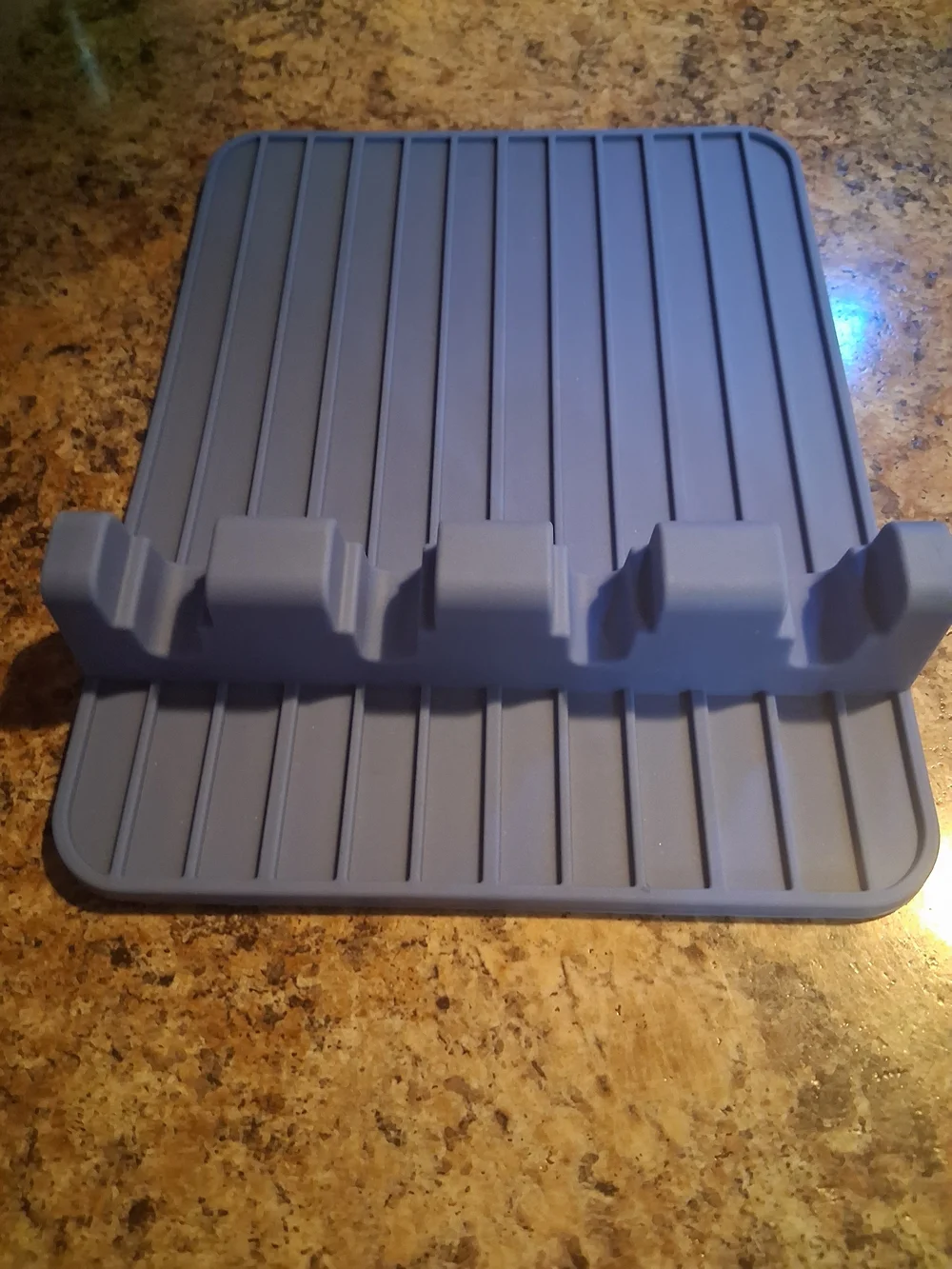 Silicone Multi-Device Drip Tray & Holder in Slate Blue